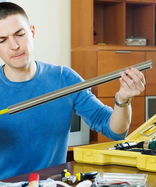 Guy Measuring